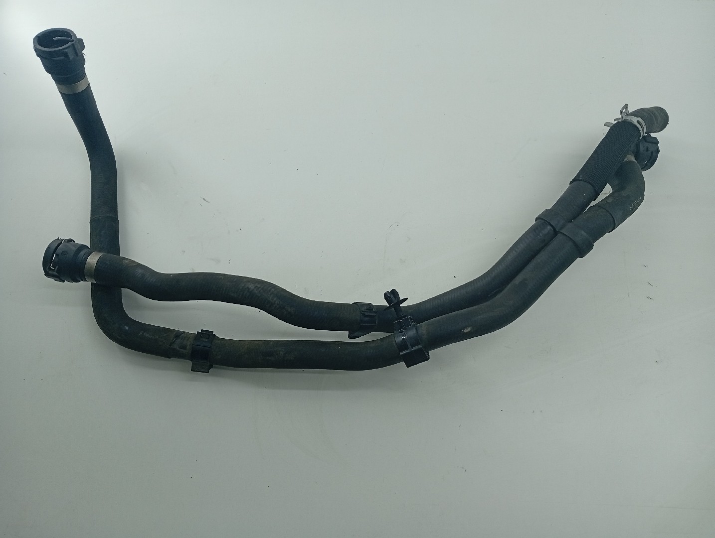 Tubo de Água BMW 1 (E87) | 03 - 13 Imagem-3