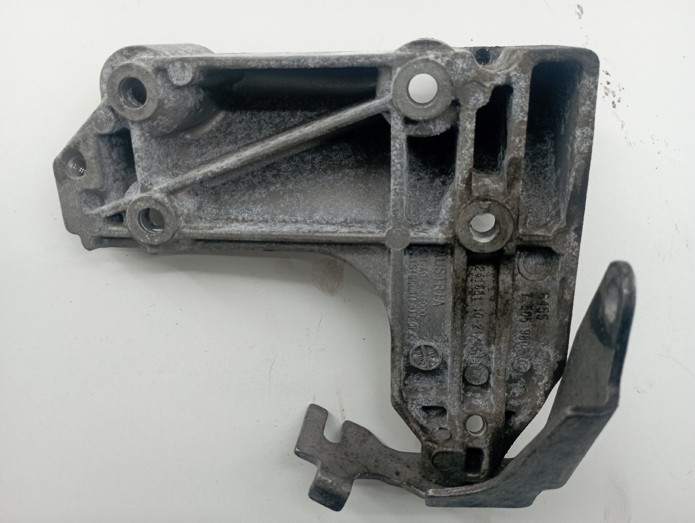 Suporte de Compressor de Ar Condicionado BMW 1 (E87) | 03 - 13 Imagem-1