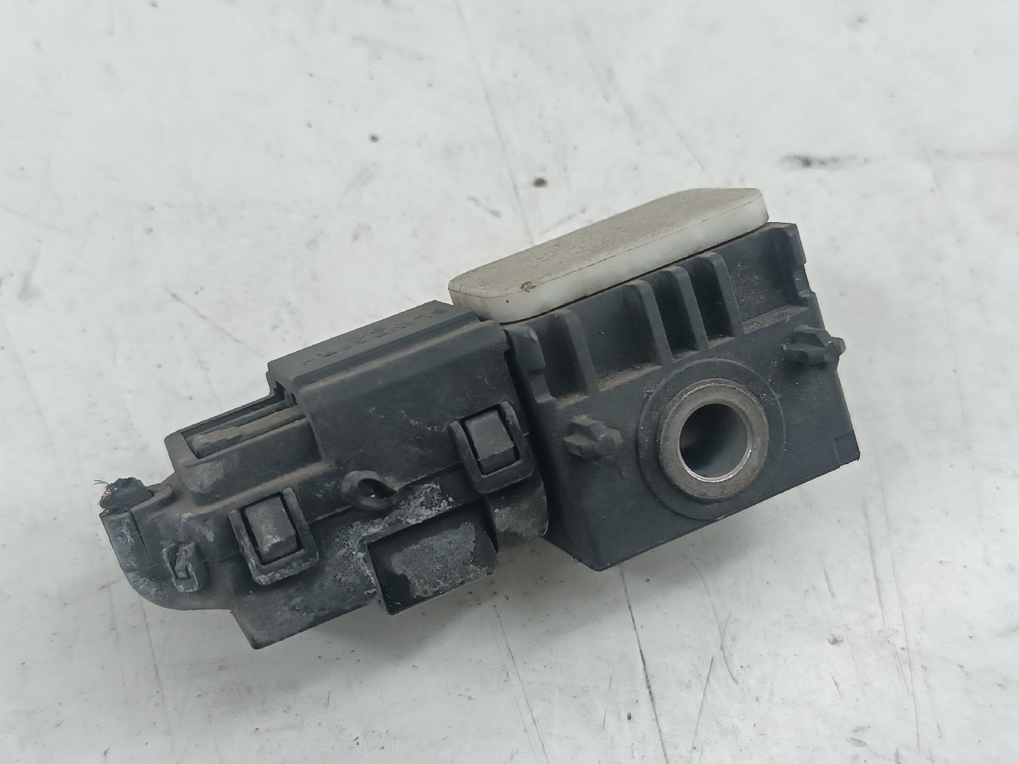 Sensor de Impacto HYUNDAI SANTA FÉ II (CM) | 05 - 15 Imagem-3