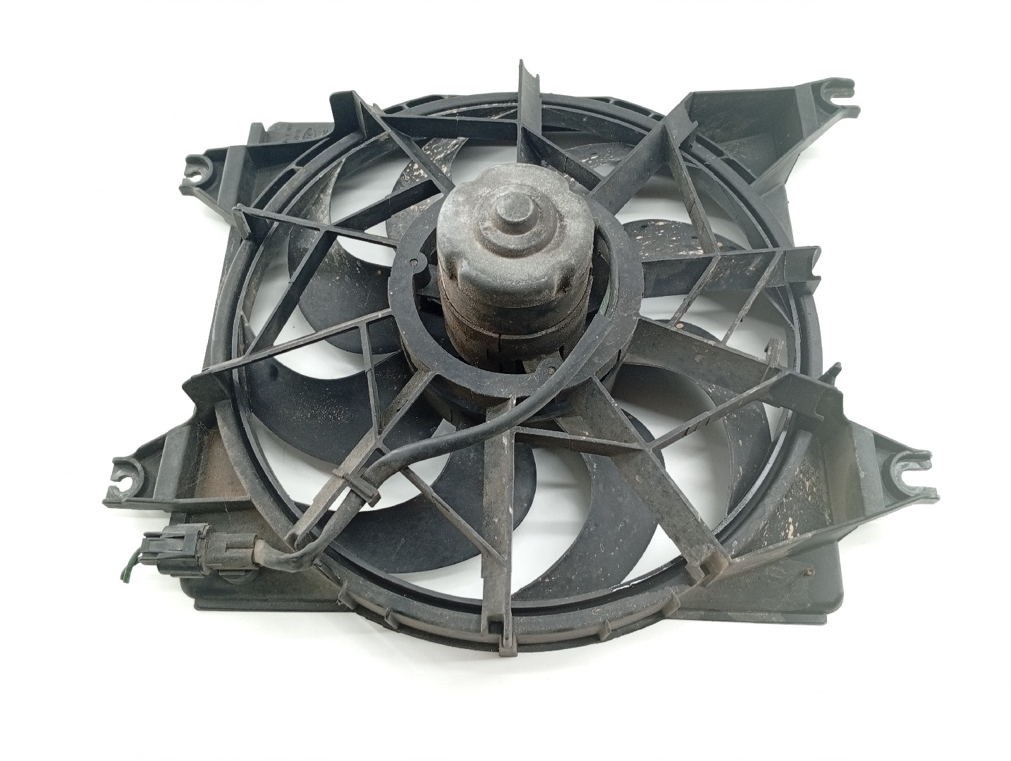 Ventilador HYUNDAI ACCENT três volumes (X-3) | 94 - 00