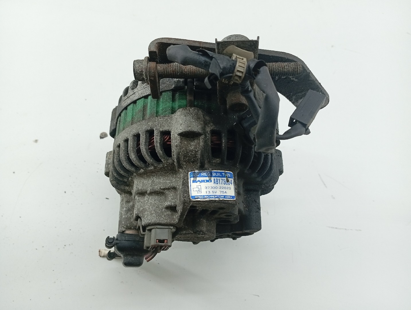 Alternador HYUNDAI ACCENT três volumes (X-3) | 94 - 00
