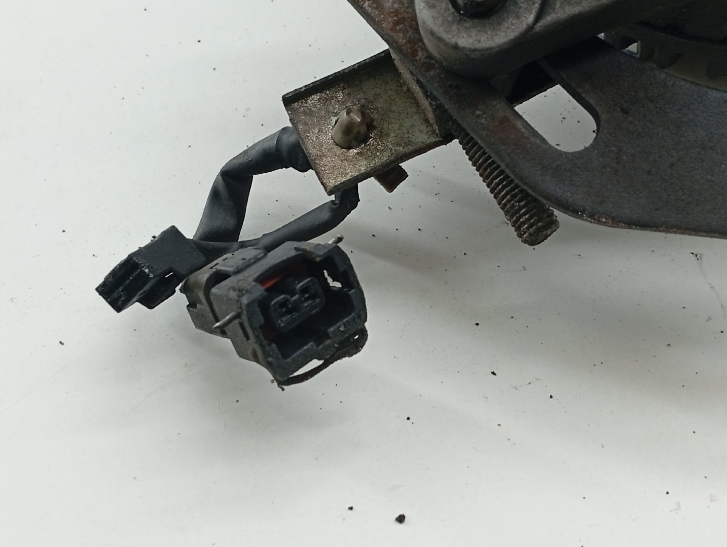 Alternador HYUNDAI ACCENT três volumes (X-3) | 94 - 00 Imagem-2