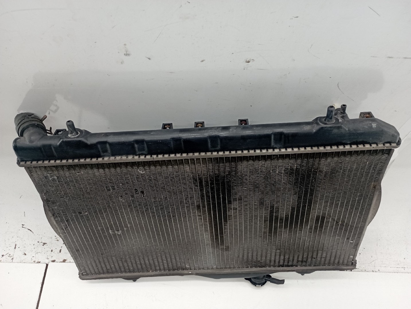 Radiador de AC HYUNDAI ACCENT três volumes (X-3) | 94 - 00 Imagem-2