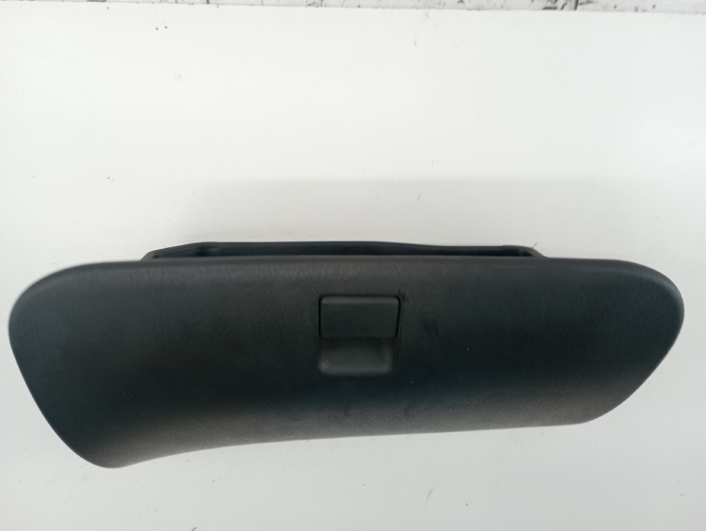 Porta luvas HYUNDAI ACCENT três volumes (X-3) | 94 - 00 Imagem-1