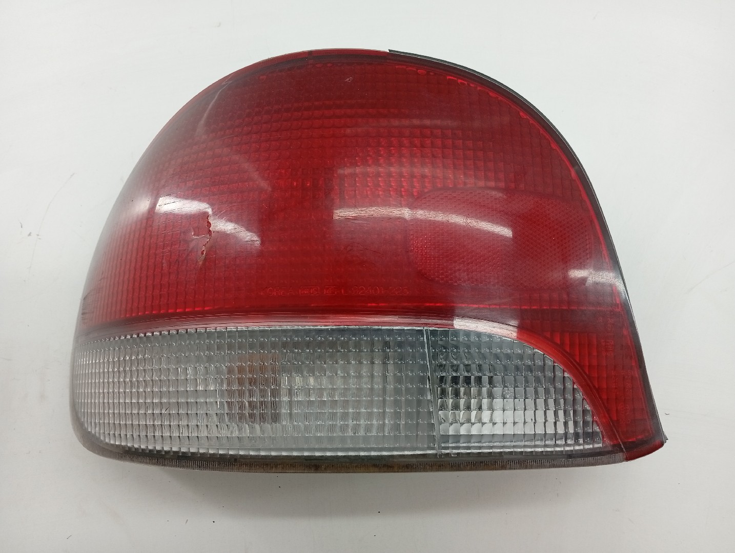 Farolim Stop Esquerdo HYUNDAI ACCENT três volumes (X-3) | 94 - 00