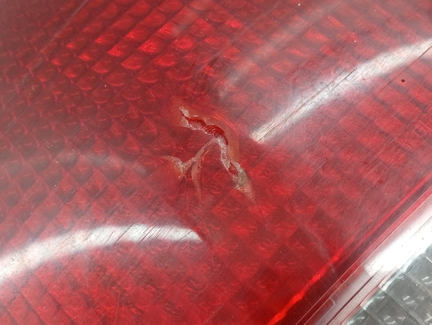 Farolim Stop Esquerdo HYUNDAI ACCENT três volumes (X-3) | 94 - 00 Imagem-3