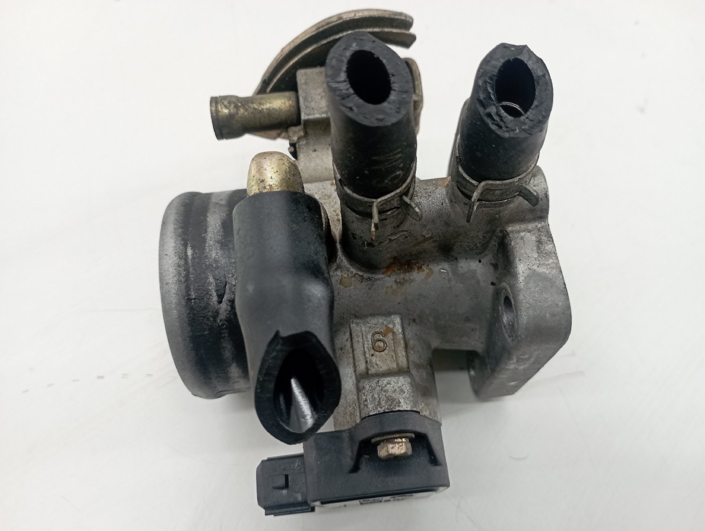 Borboleta de admissão HYUNDAI ACCENT três volumes (X-3) | 94 - 00 Imagem-2