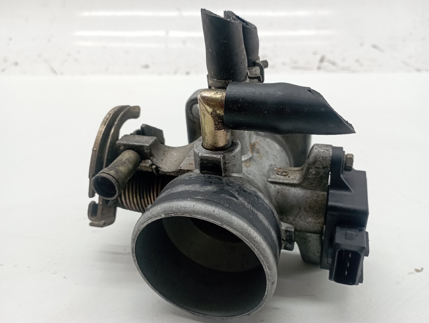 Borboleta de admissão HYUNDAI ACCENT três volumes (X-3) | 94 - 00 Imagem-6