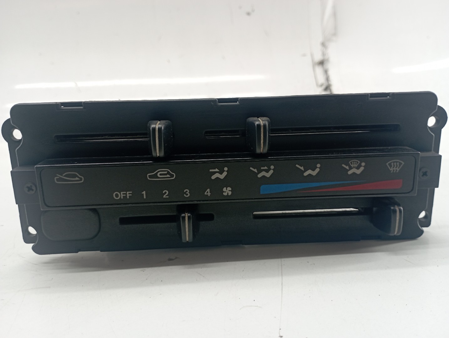 Comando da Sofagem HYUNDAI ACCENT três volumes (X-3) | 94 - 00