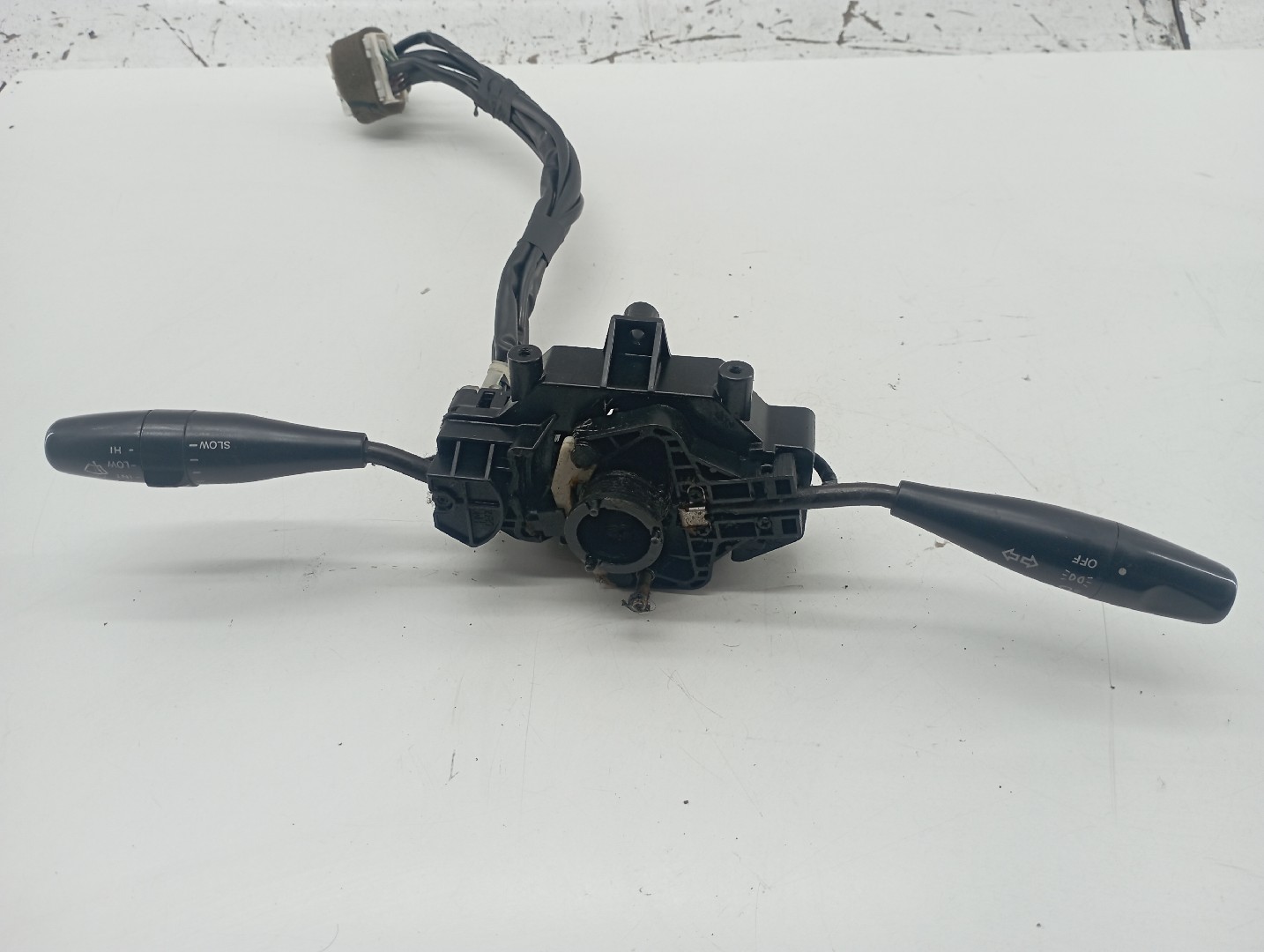 Comutador de Luzes /Piscas /Limpa Para-Brisas HYUNDAI ACCENT três volumes (X-3) | 94 - 00 Imagem-1