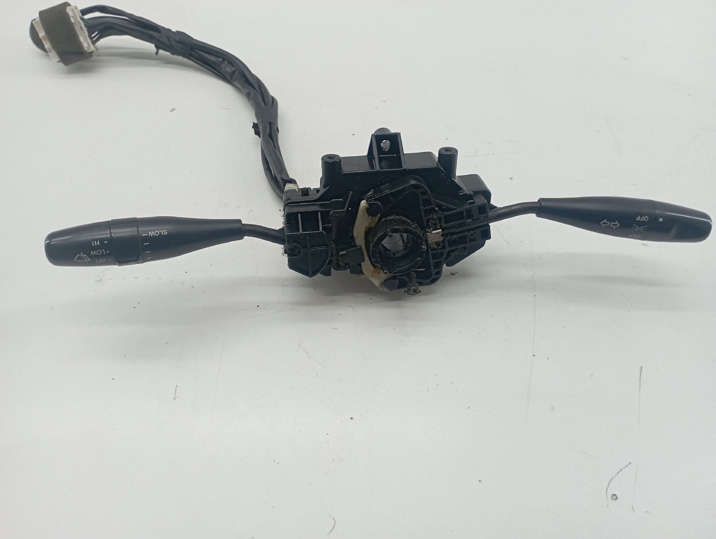 Comutador de Luzes /Piscas /Limpa Para-Brisas HYUNDAI ACCENT três volumes (X-3) | 94 - 00 Imagem-9