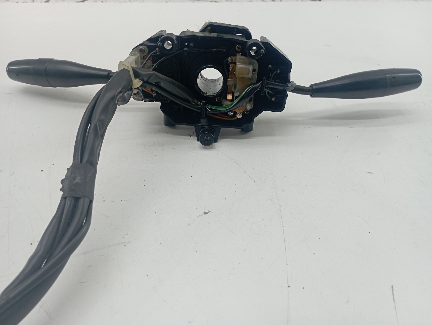 Comutador de Luzes /Piscas /Limpa Para-Brisas HYUNDAI ACCENT três volumes (X-3) | 94 - 00 Imagem-7