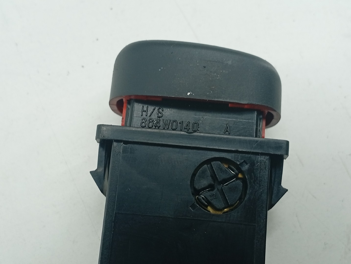 Interruptor 4 piscas HYUNDAI ACCENT três volumes (X-3) | 94 - 00 Imagem-2