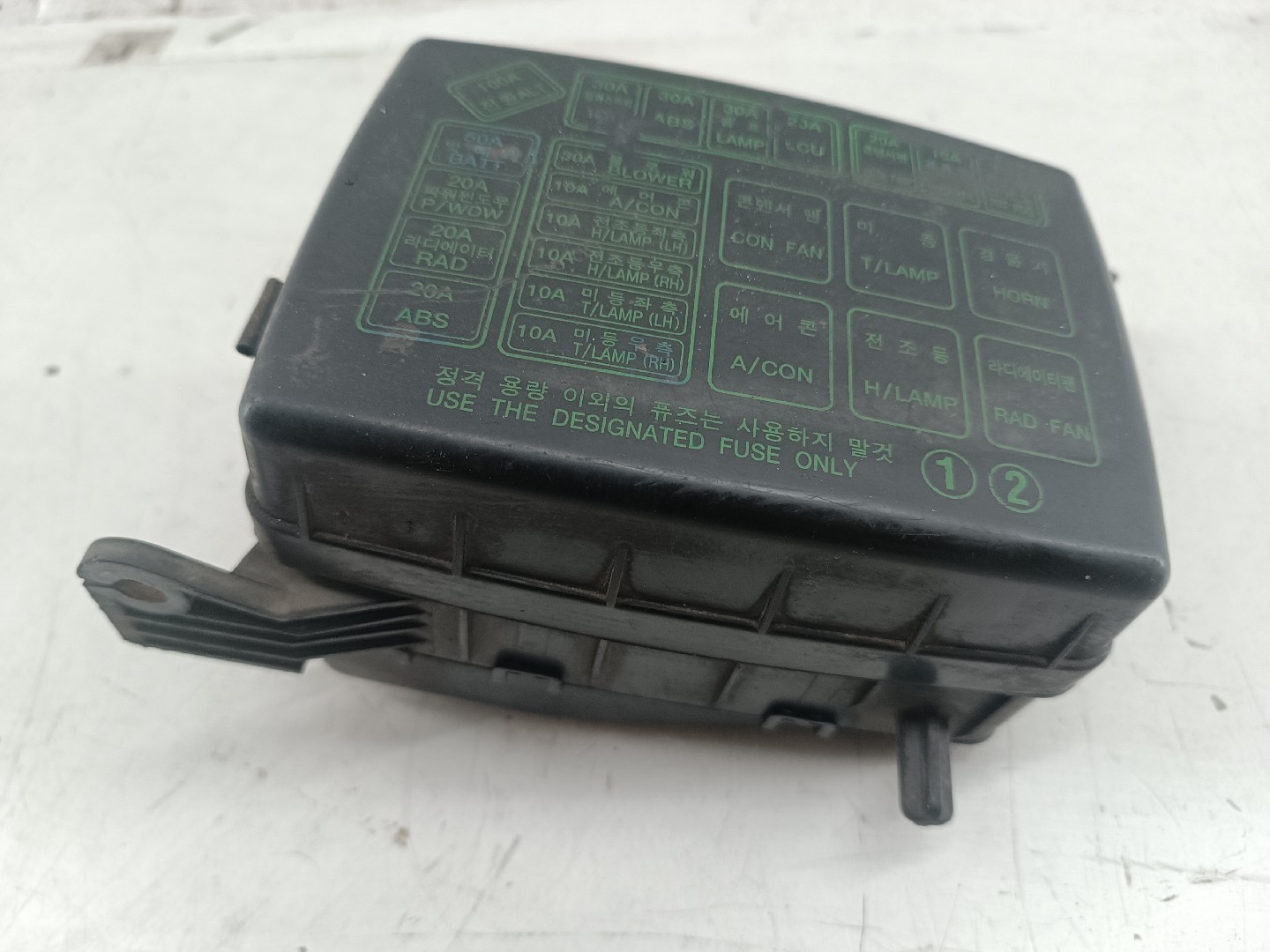 Caixa de fusíveis e relés HYUNDAI ACCENT I (X-3) | 94 - 02 Imagem-5