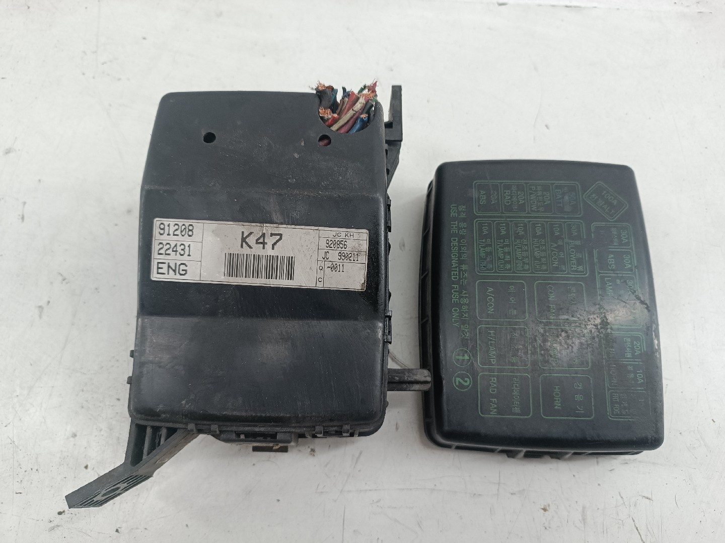 Caixa de fusíveis e relés HYUNDAI ACCENT I (X-3) | 94 - 02