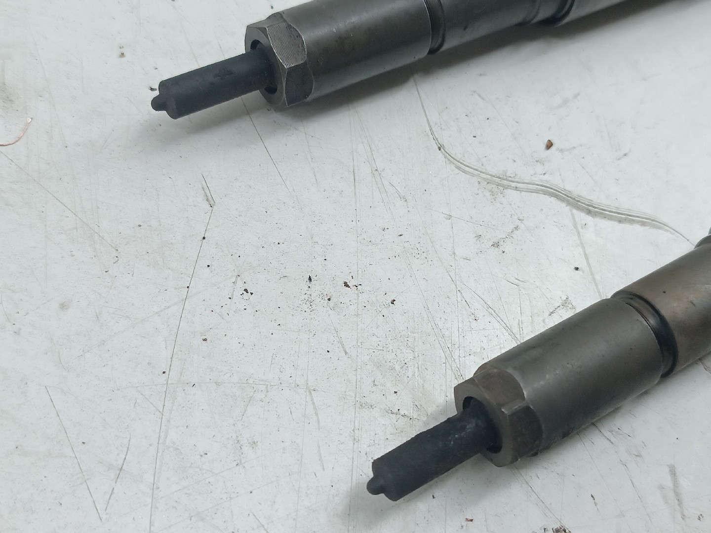 Injetor de combustível BMW 3 (E90) | 04 - 12 Imagem-1