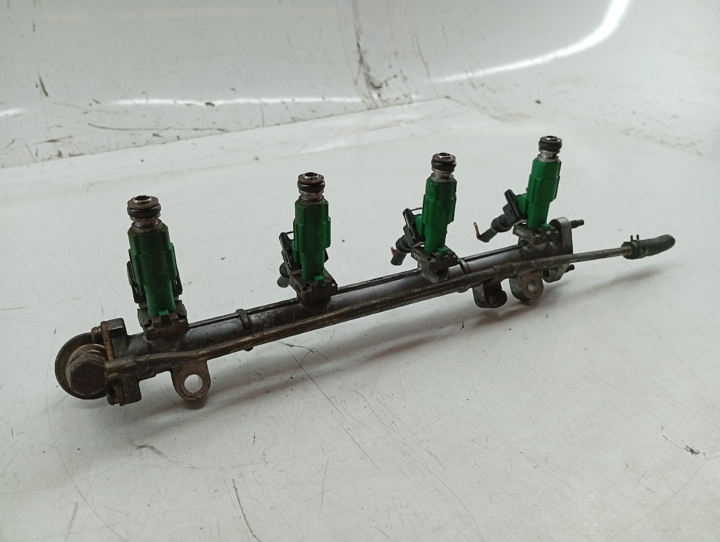 Regua Injectora HYUNDAI ACCENT I (X-3) | 94 - 02 Imagem-2