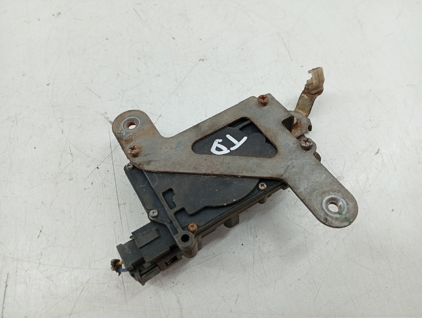 Fecho da Porta HYUNDAI ACCENT I (X-3) | 94 - 02 Imagem-3