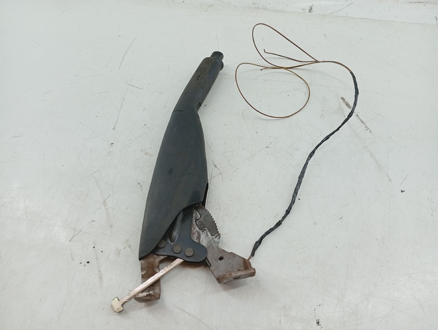 Travão de mão VOLKSWAGEN CADDY II Combi (9K9B) | 95 - 04 Imagem-4