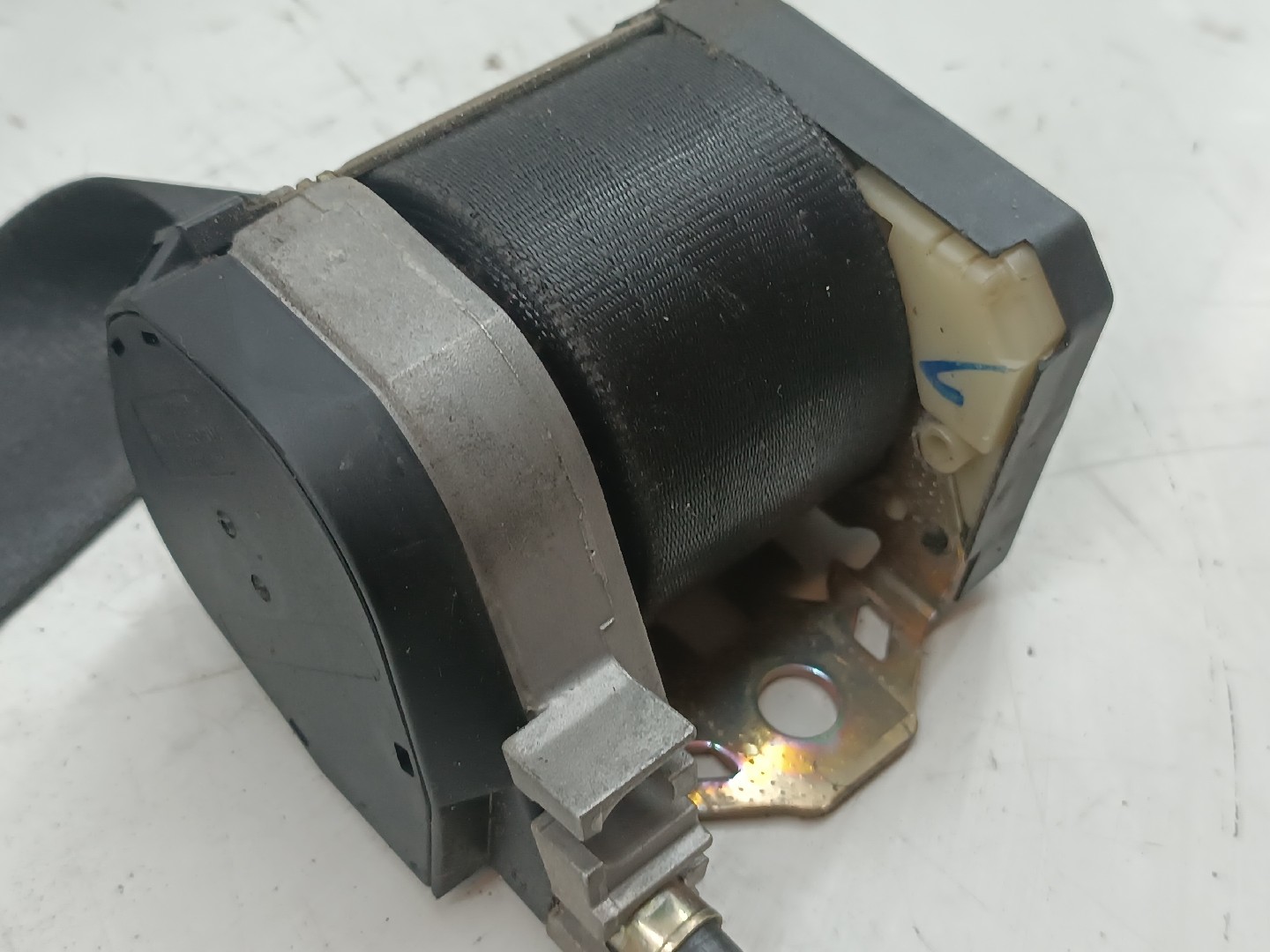 Pré-Tensores / Cintos VOLKSWAGEN CADDY II Combi (9K9B) | 95 - 04 Imagem-1