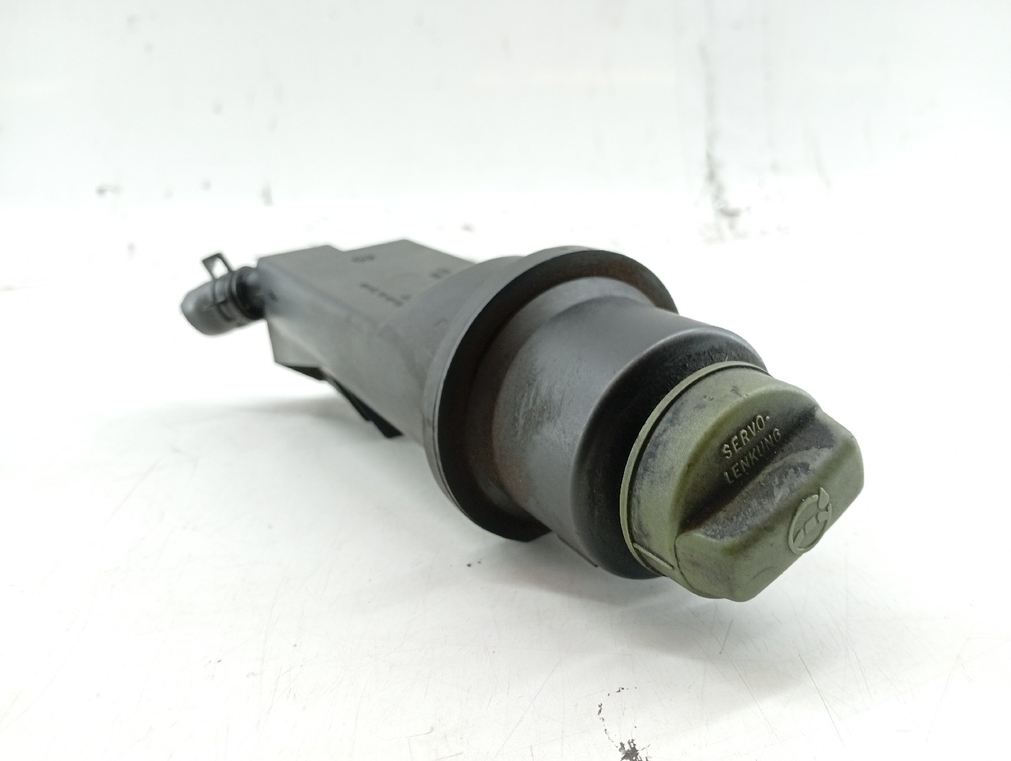 Reservatorio do oleo da direção VOLKSWAGEN CADDY II Combi (9K9B) | 95 - 04 Imagem-2