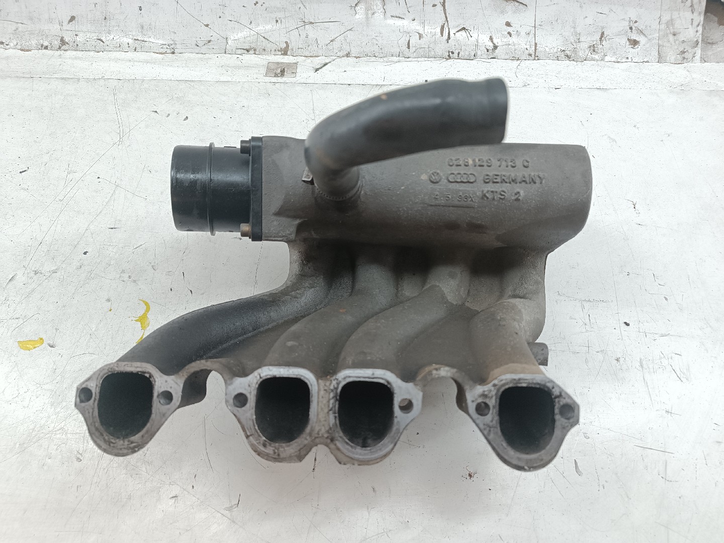 Coletor de admissão VOLKSWAGEN CADDY II Combi (9K9B) | 95 - 04