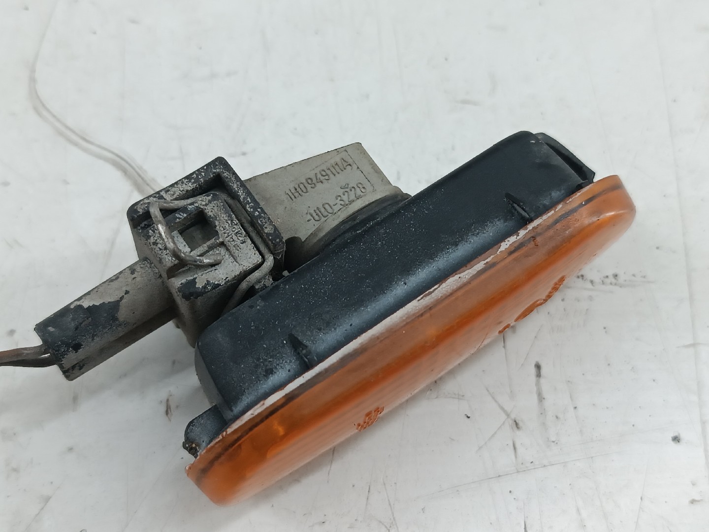 Pisca esquerdo VOLKSWAGEN CADDY II Combi (9K9B) | 95 - 04 Imagem-2