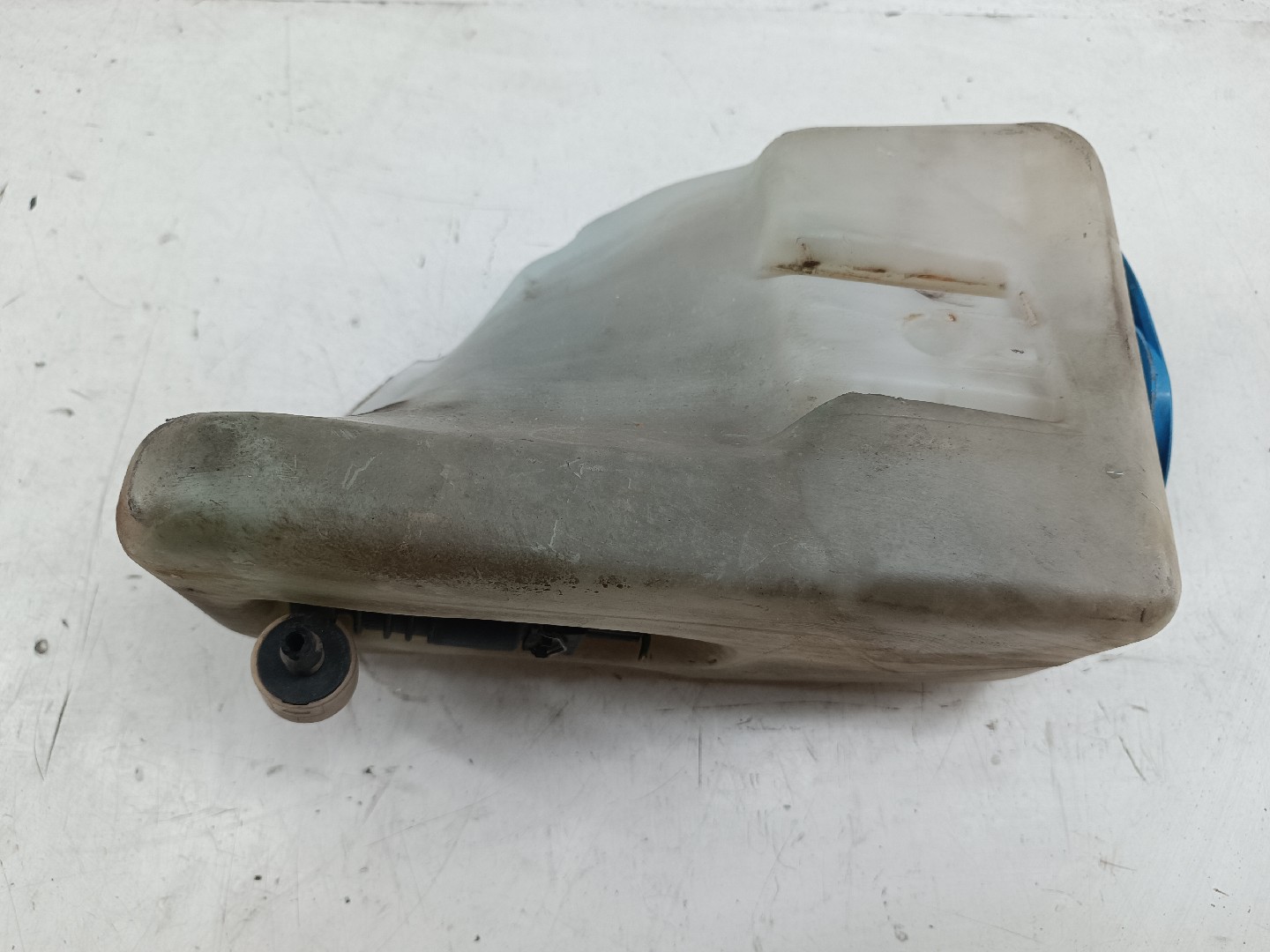 Reservatório de água do limpa para-brisas VOLKSWAGEN CADDY II Combi (9K9B) | 95 - 04