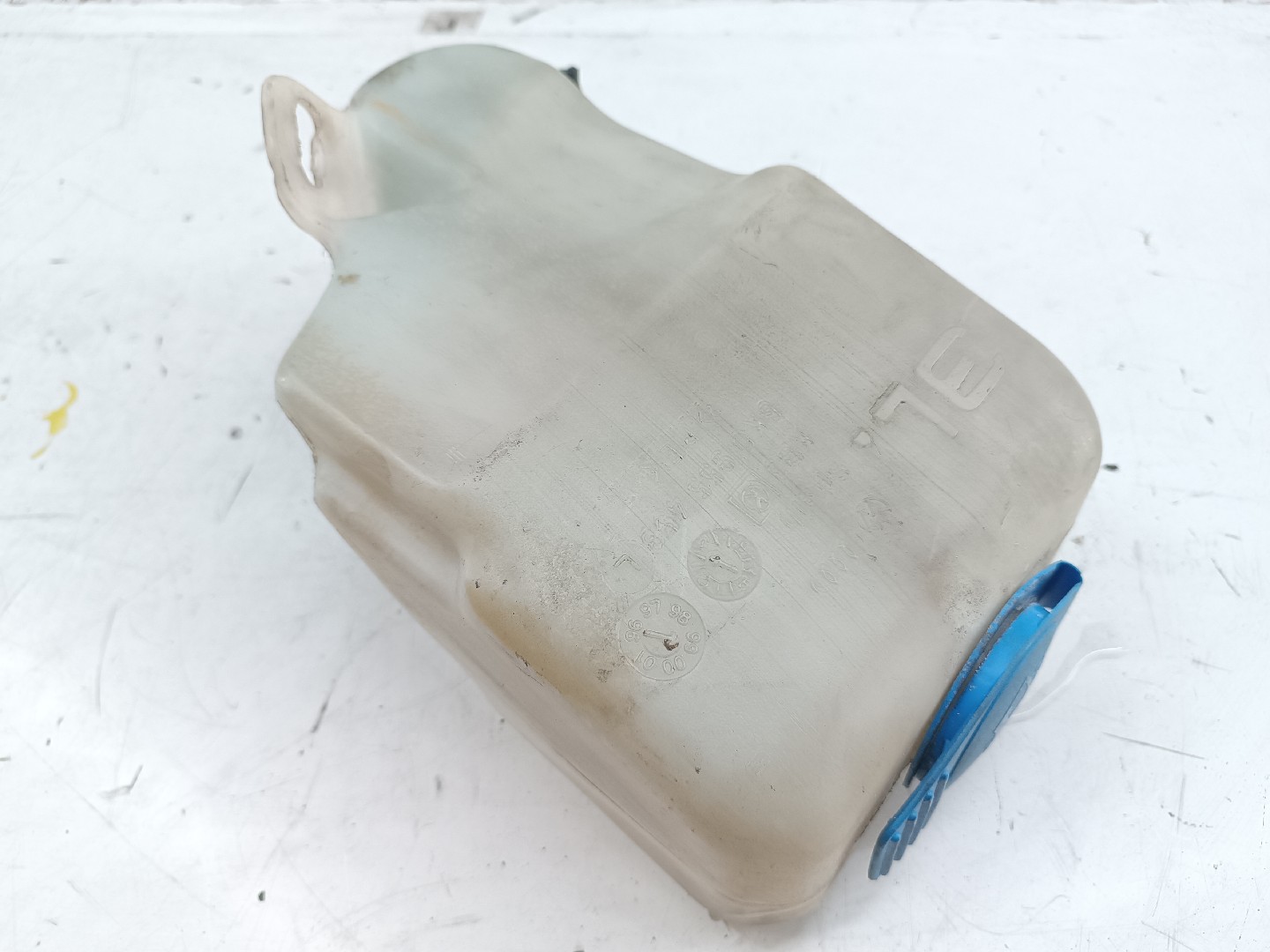 Reservatório de água do limpa para-brisas VOLKSWAGEN CADDY II Combi (9K9B) | 95 - 04 Imagem-4