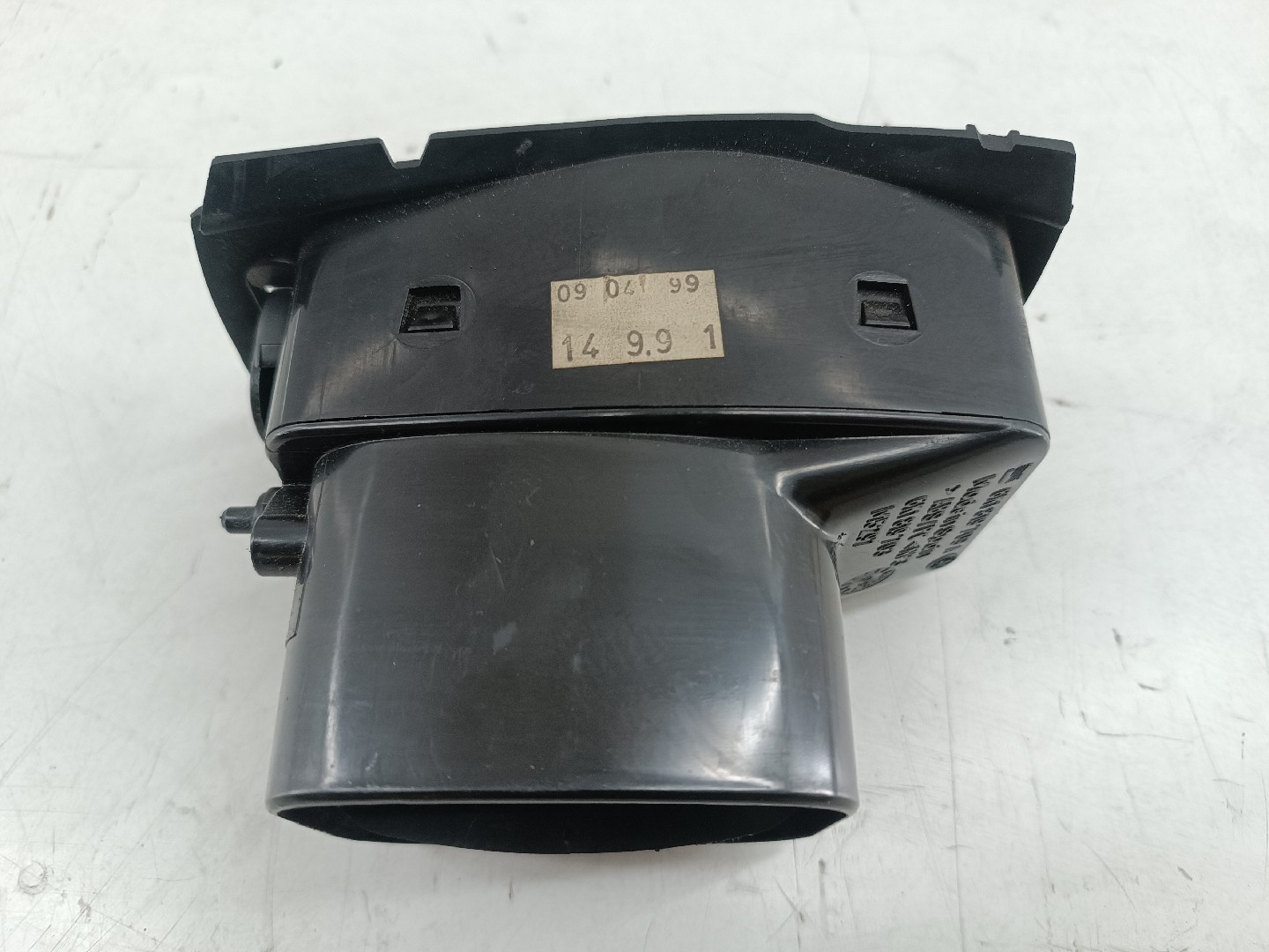 Difusor de ar esquerdo VOLKSWAGEN CADDY II Combi (9K9B) | 95 - 04