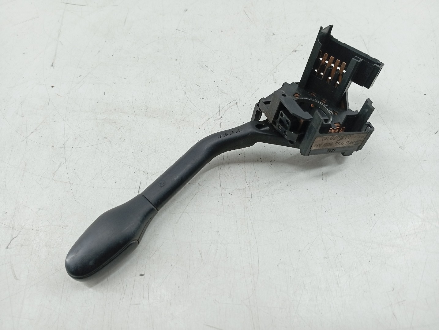 Comutador de limpa-para-brisas VOLKSWAGEN CADDY II Combi (9K9B) | 95 - 04 Imagem-1