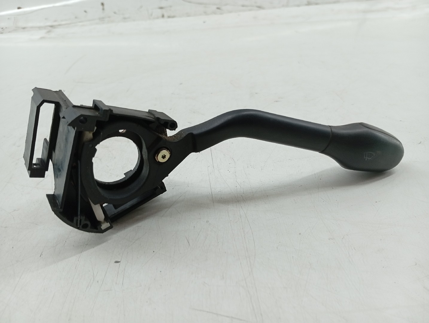 Comutador de limpa-para-brisas VOLKSWAGEN CADDY II Combi (9K9B) | 95 - 04 Imagem-3