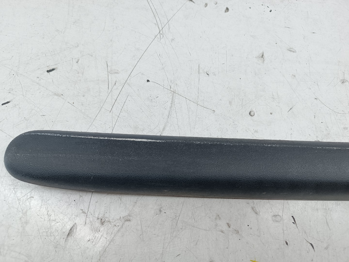 Friso Exterior VOLKSWAGEN CADDY II Combi (9K9B) | 95 - 04 Imagem-4