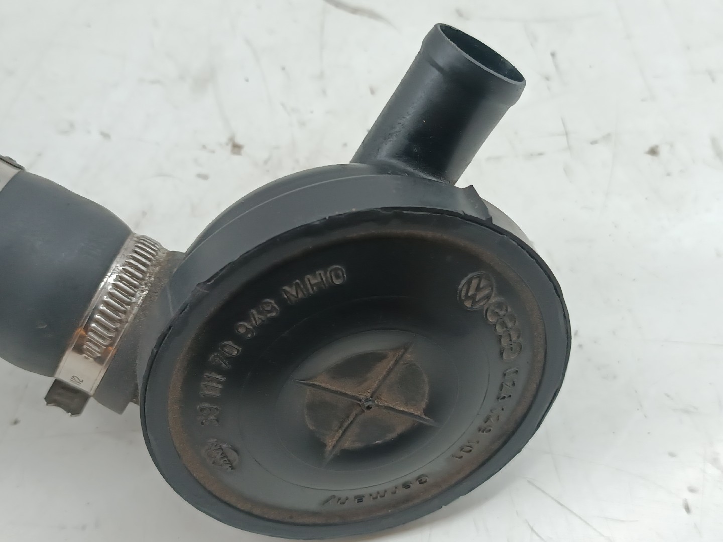 Valvula respiro de combustivel VOLKSWAGEN CADDY II Combi (9K9B) | 95 - 04 Imagem-4