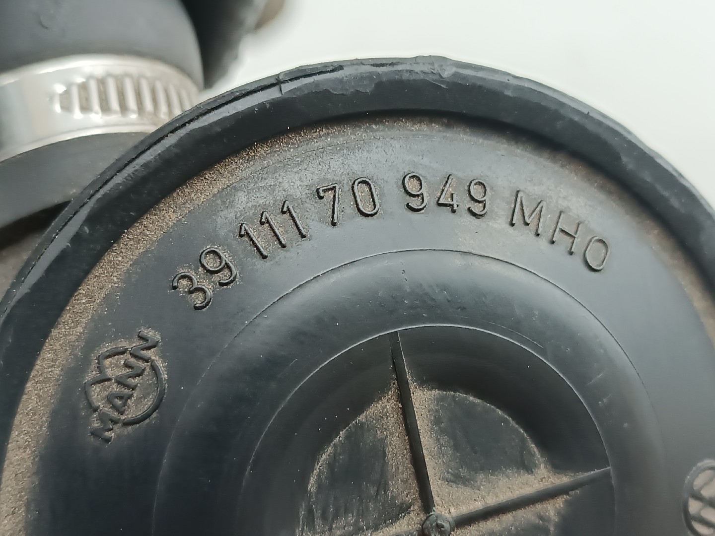 Valvula respiro de combustivel VOLKSWAGEN CADDY II Combi (9K9B) | 95 - 04 Imagem-3