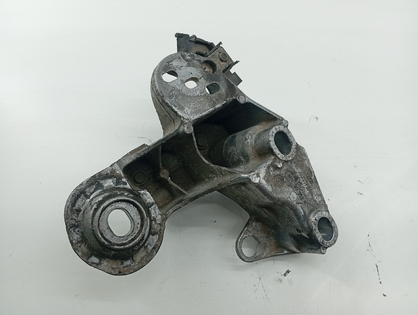 Apoio de motor AUDI A4 Avant (8E5, B6) | 00 - 05 Imagem-1