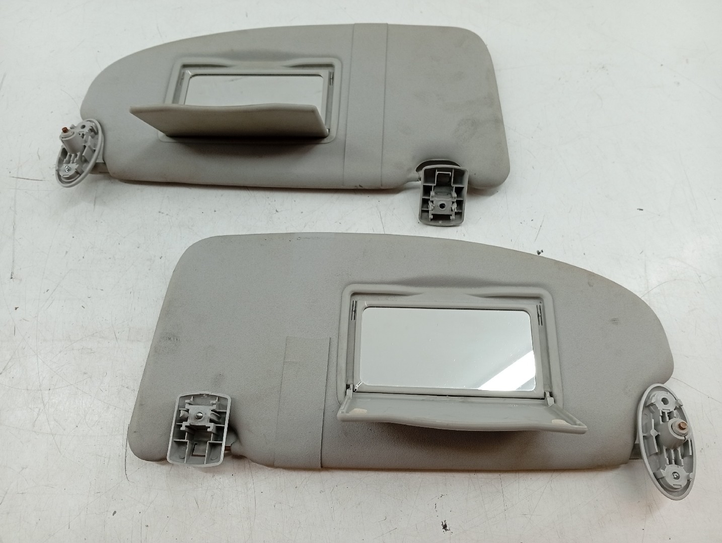 Conjunto 2 Palas de Sol FORD FOCUS II (DA_, HCP, DP) | 04 - 13