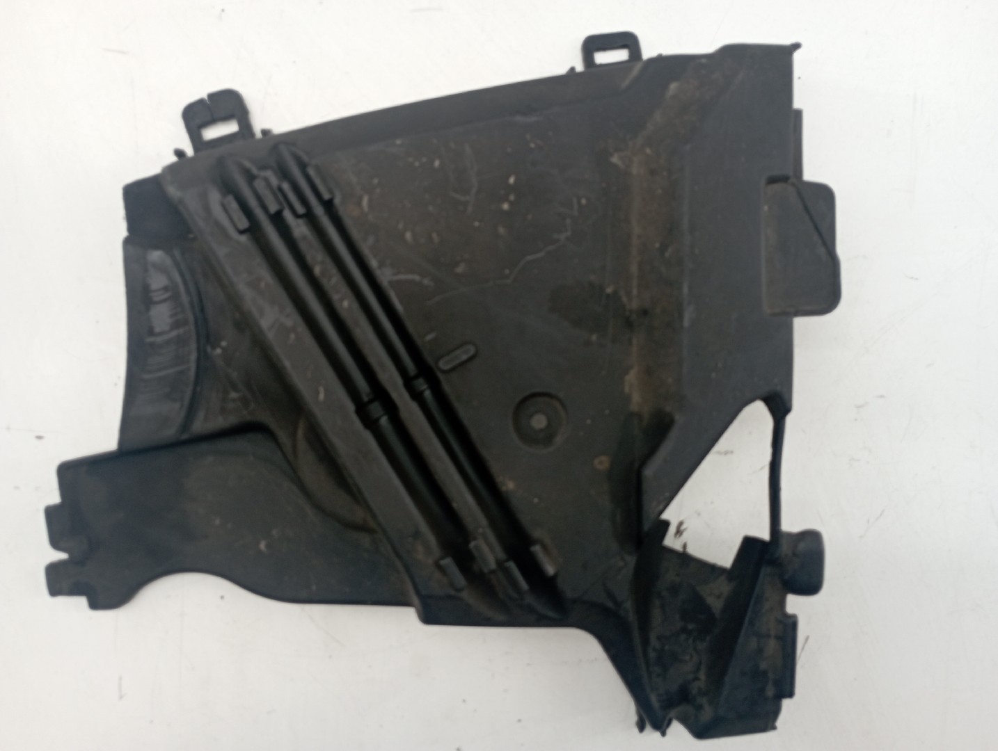 Tampa de distribuição RENAULT MEGANE II três volumes (LM0/1_) | 03 - 