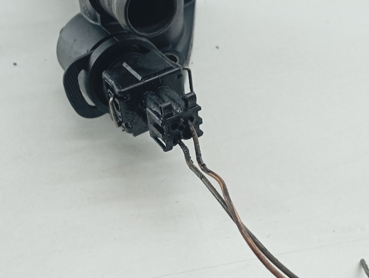 Carcaça de termostato RENAULT MEGANE II três volumes (LM0/1_) | 03 -  Imagem-4