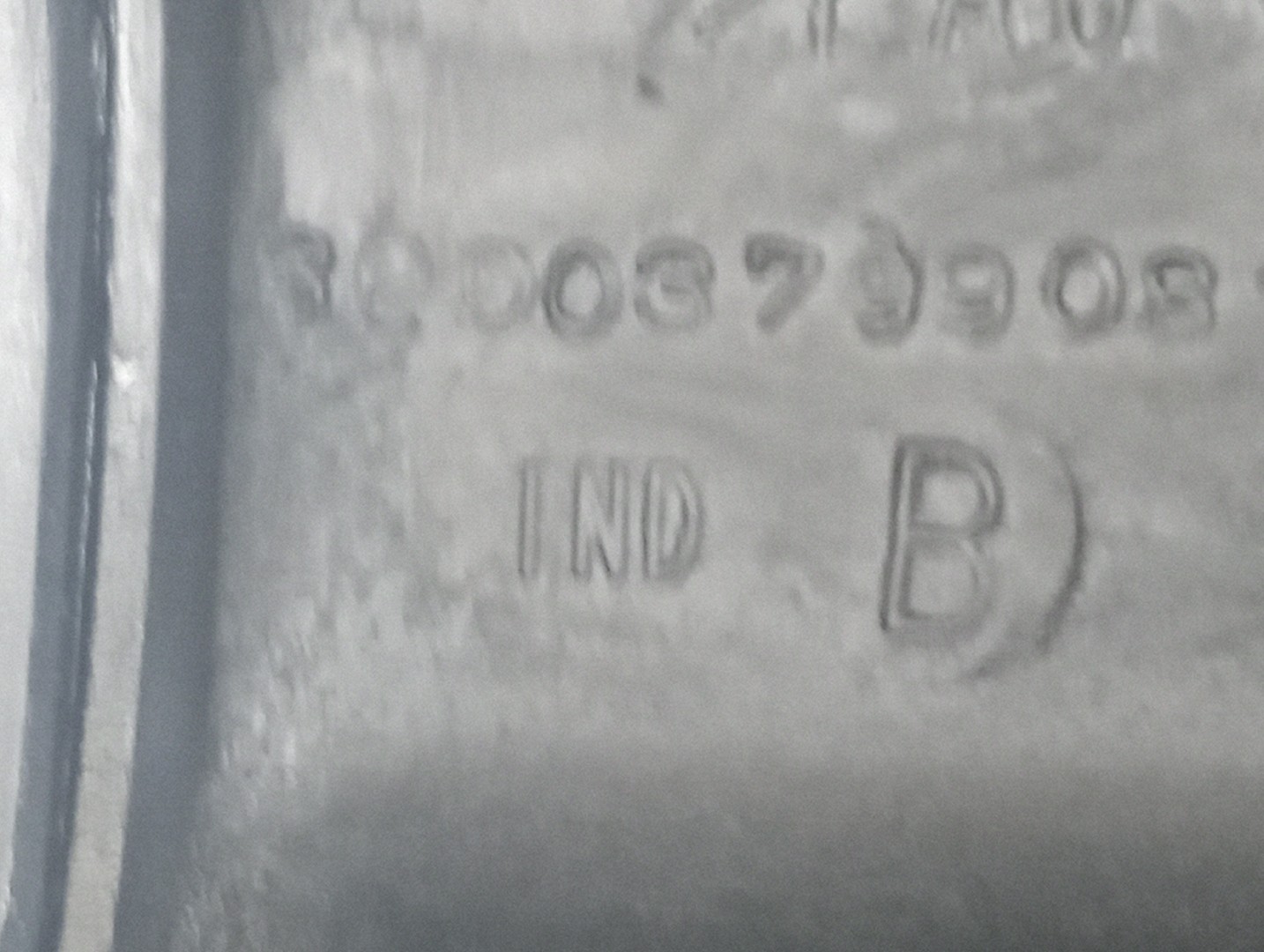 Tampa de valvulas RENAULT MEGANE II três volumes (LM0/1_) | 03 -  Imagem-4