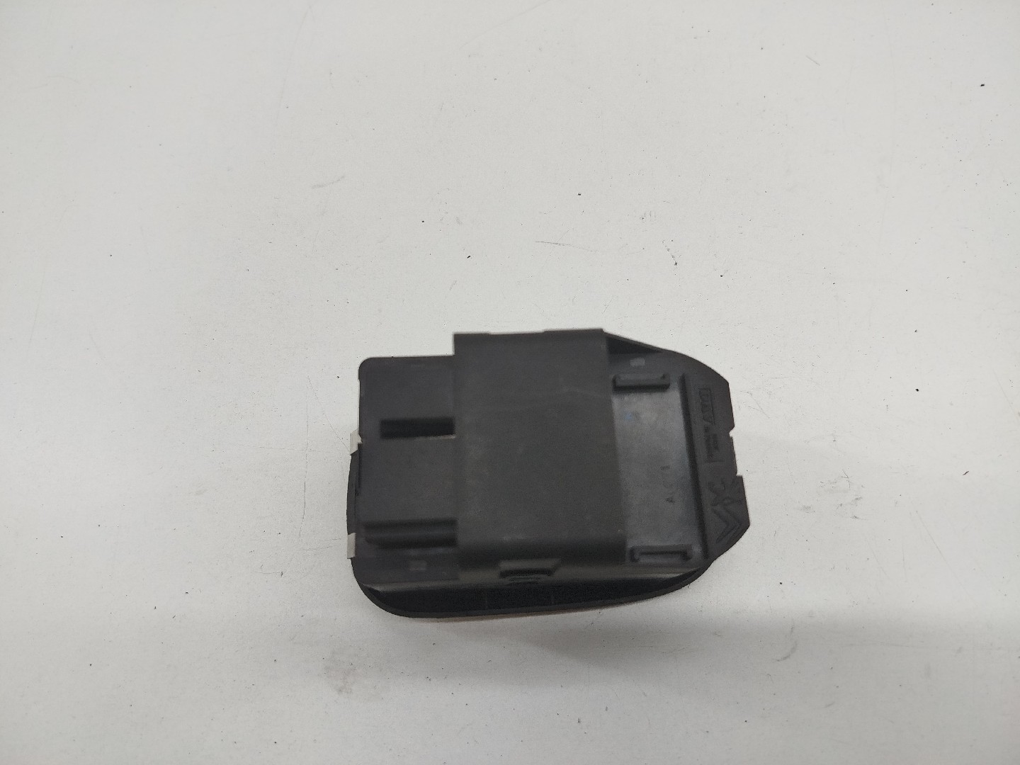 Comutador de vidro frente esquerdo PEUGEOT 206 Hatchback (2A/C) | 98 - 12 Imagem-4