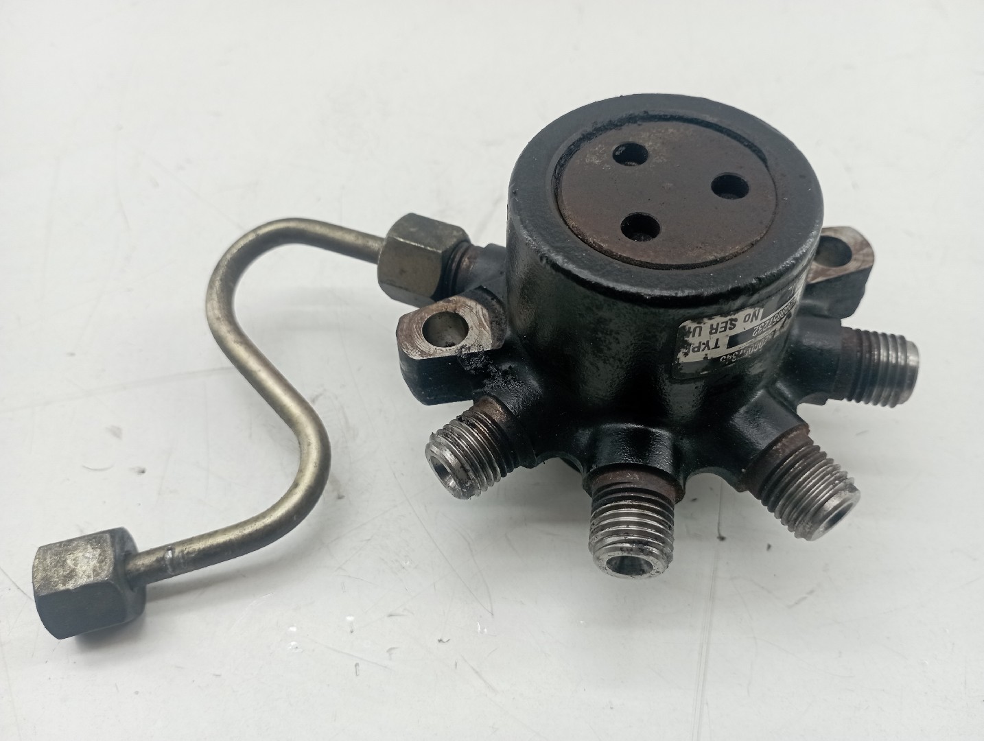 Regua de injeção RENAULT MEGANE II três volumes (LM0/1_) | 03 - 