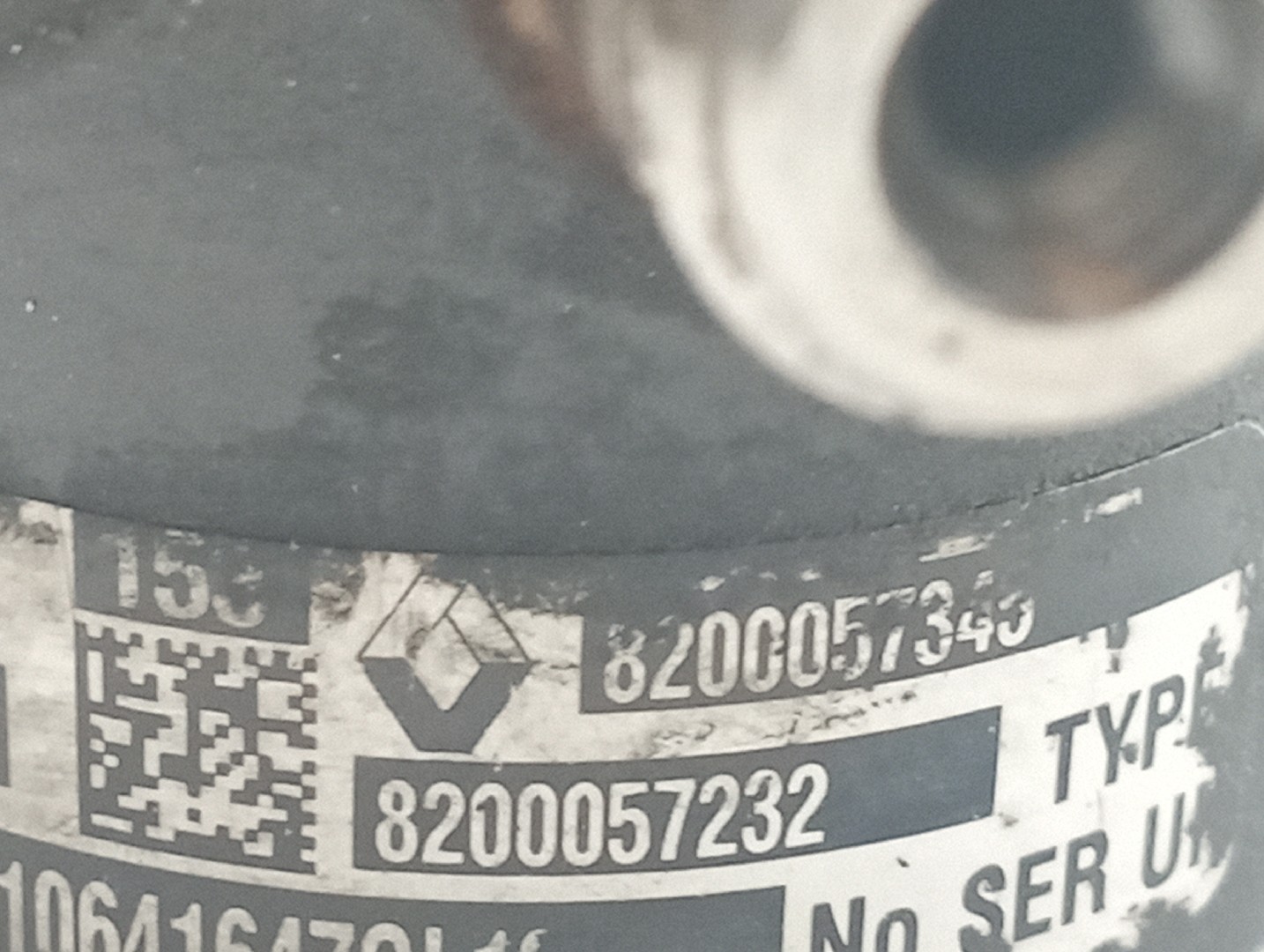 Regua de injeção RENAULT MEGANE II três volumes (LM0/1_) | 03 -  Imagem-2