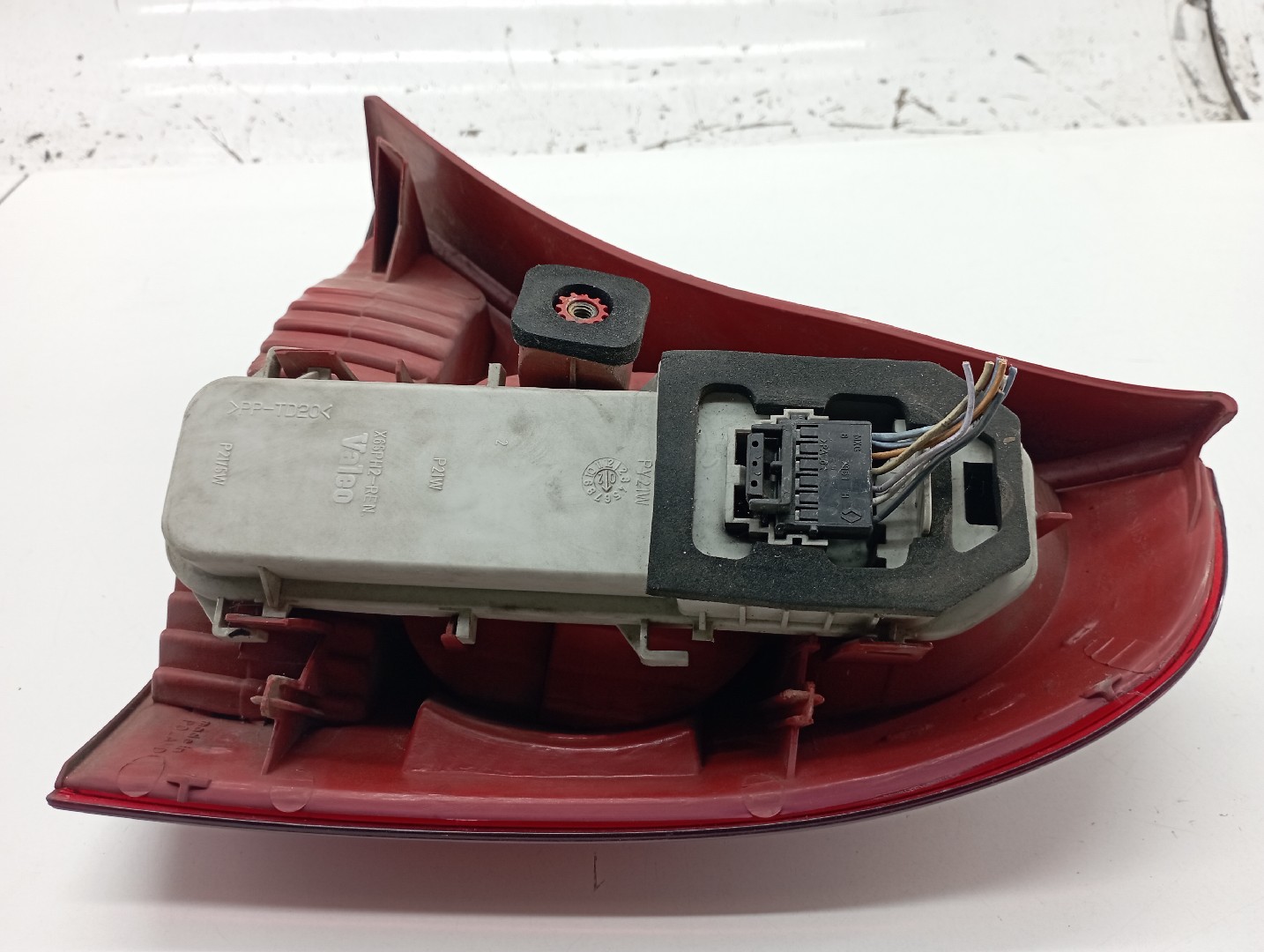 Farolim Stop Direito RENAULT CLIO II (BB_, CB_) | 98 -  Imagem-3