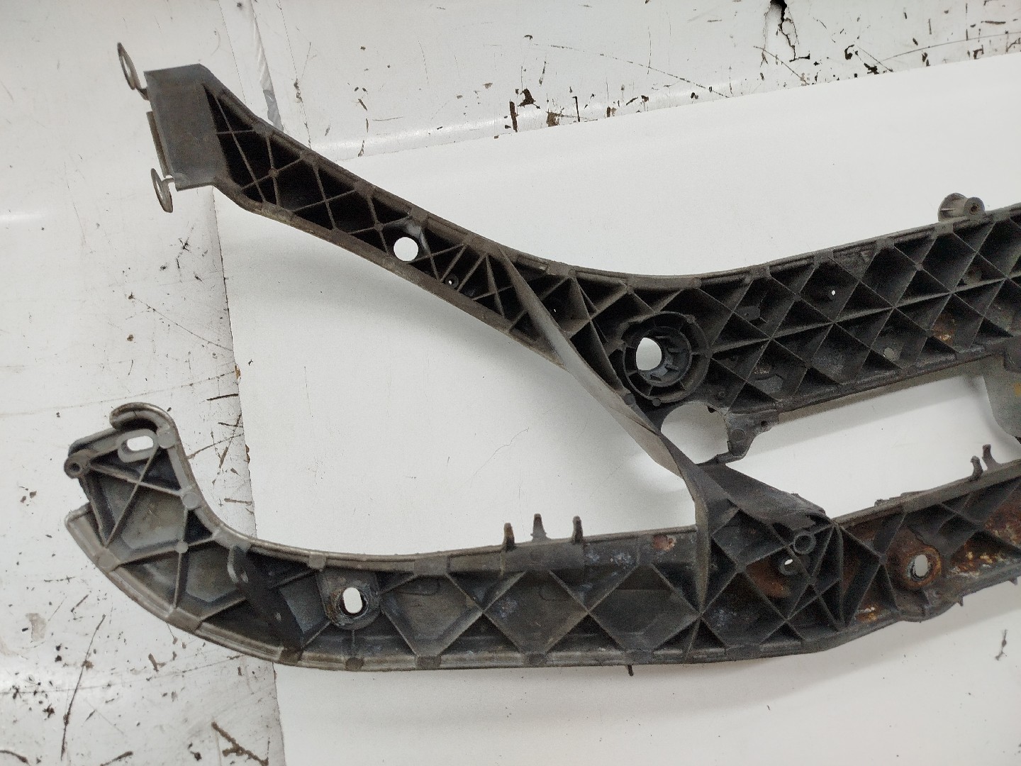 Frente em Fibra ou Chapa FORD FOCUS Turnier (DNW) | 99 - 07 Imagem-4