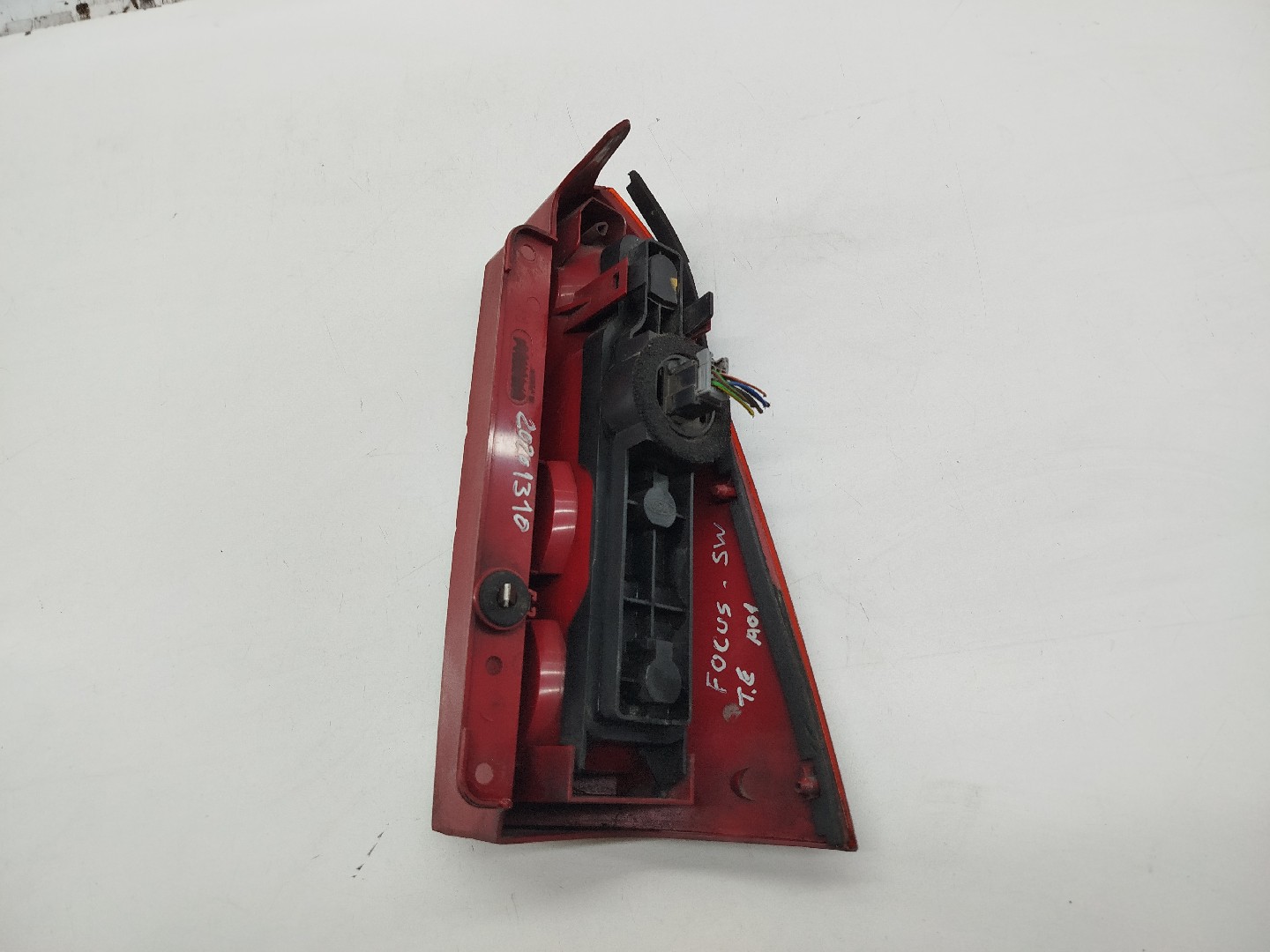 Farolim Stop Esquerdo FORD FOCUS Turnier (DNW) | 99 - 07 Imagem-1