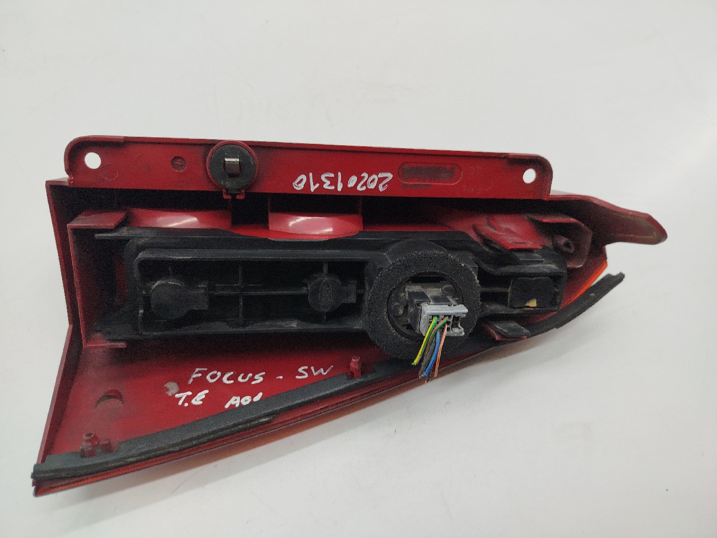 Farolim Stop Esquerdo FORD FOCUS Turnier (DNW) | 99 - 07 Imagem-4