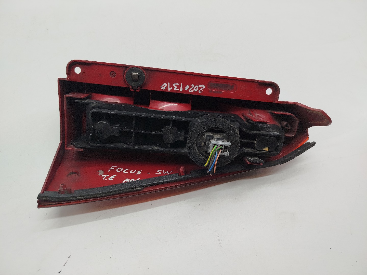 Farolim Stop Esquerdo FORD FOCUS Turnier (DNW) | 99 - 07 Imagem-3