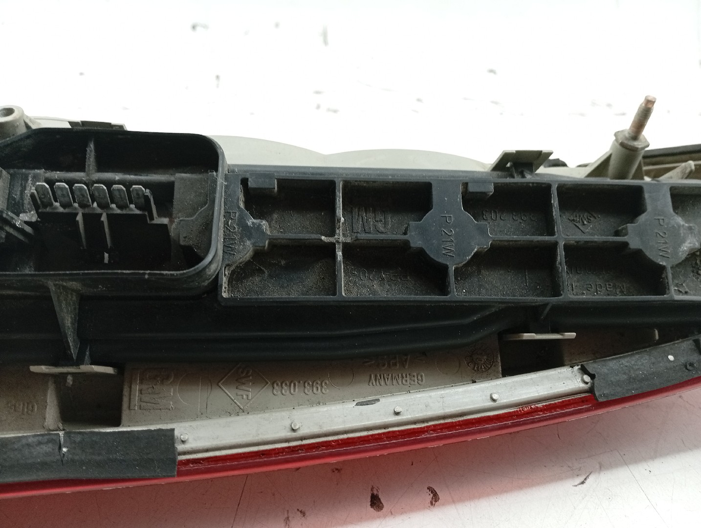 Farolim Stop Esquerdo OPEL ASTRA G CLASSIC Caravan (F35) | 04 - 09 Imagem-2