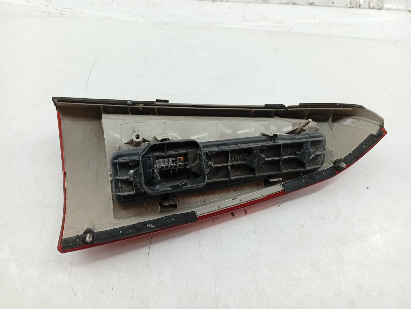 Farolim Stop Esquerdo OPEL ASTRA G CLASSIC Caravan (F35) | 04 - 09 Imagem-1